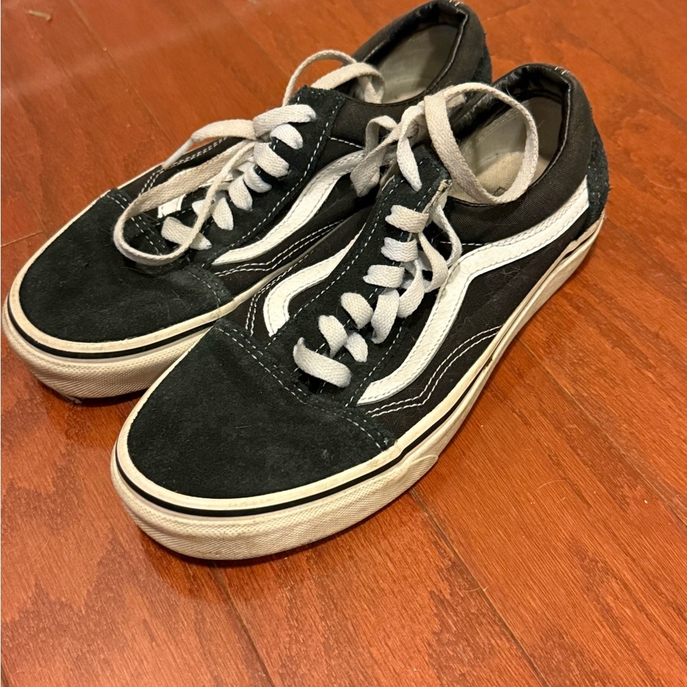 Vans Black and White Converse Shoes